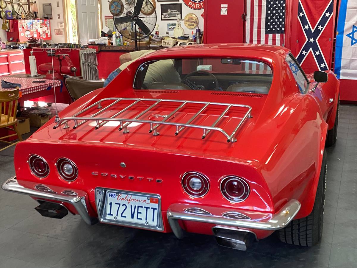 Chevrolet-corvette-1972-red-29