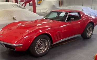 Chevrolet-corvette-1972-red-31