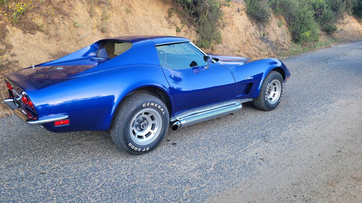 Chevrolet-corvette-1973-26