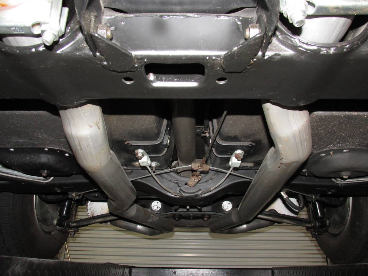 Chevrolet-corvette-1973-blue-13