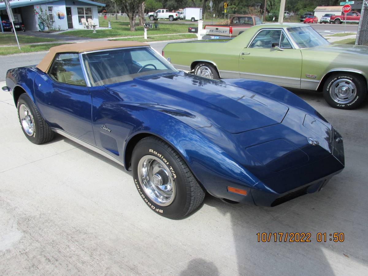 Chevrolet-corvette-1973-blue-22