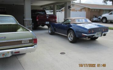 Chevrolet-corvette-1973-blue-23