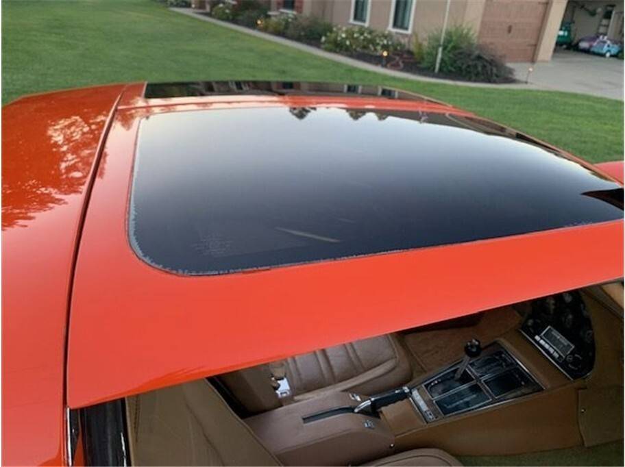 Chevrolet-corvette-1975-101