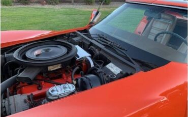 Chevrolet-corvette-1975-29