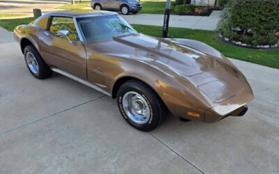 Chevrolet corvette 1975