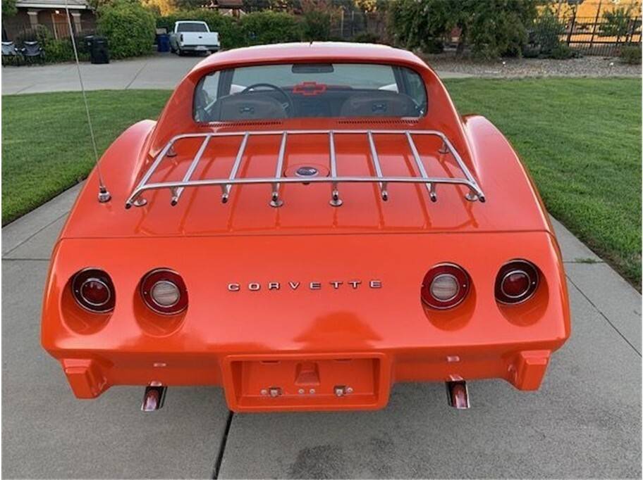 Chevrolet-corvette-1975-95