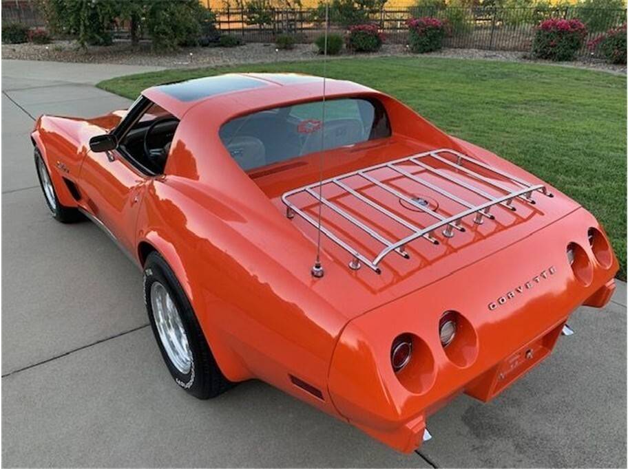 Chevrolet-corvette-1975-96