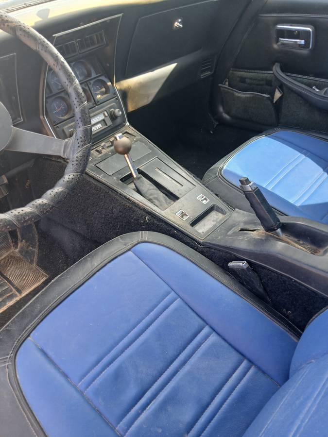 Chevrolet-corvette-1978-custom-6