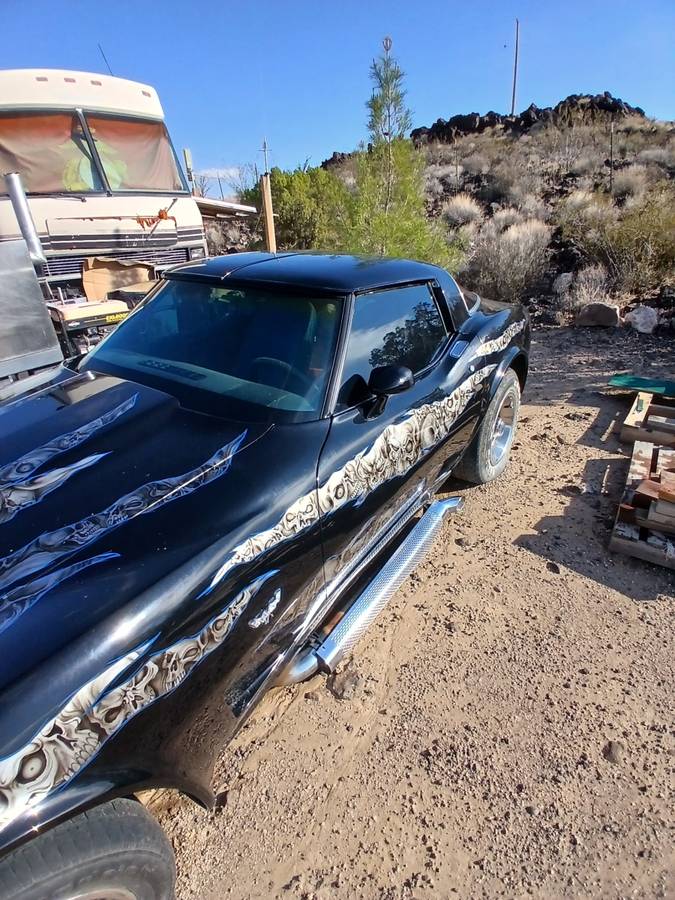 Chevrolet-corvette-1978-custom