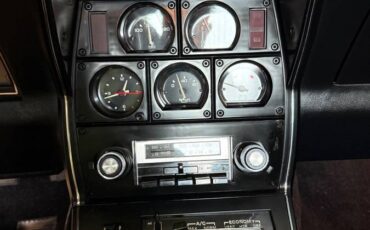 Chevrolet-corvette-1978-red-4