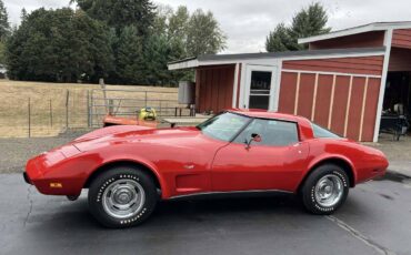 Chevrolet-corvette-1978-red-8