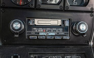 Chevrolet-corvette-1979-black-1