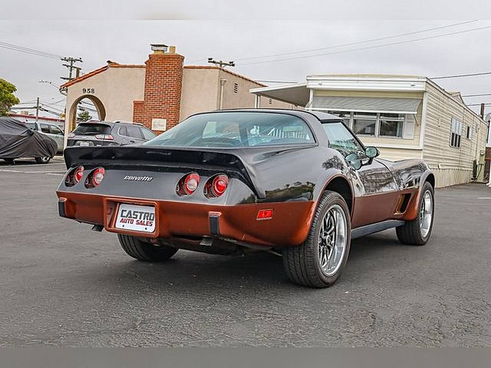 Chevrolet-corvette-1979-black-22