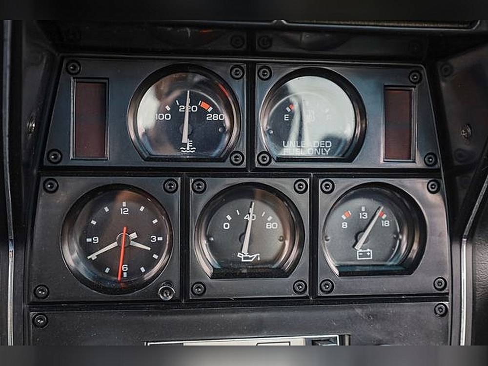 Chevrolet-corvette-1979-black-67