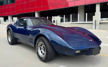 Chevrolet-corvette-1979-blue-7