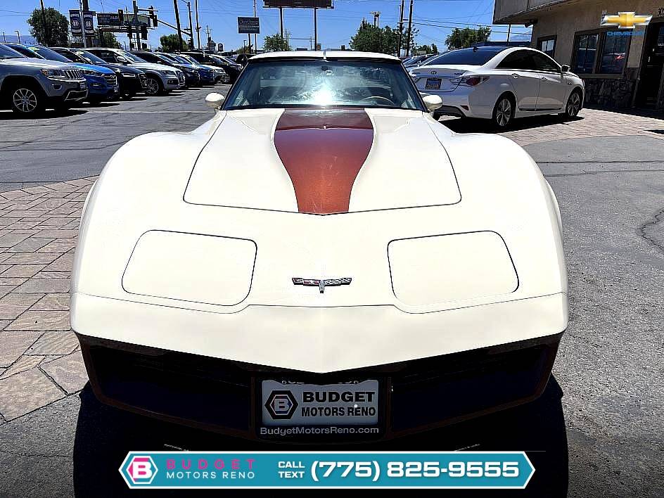 Chevrolet-corvette-1980-101
