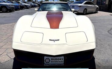 Chevrolet-corvette-1980-8