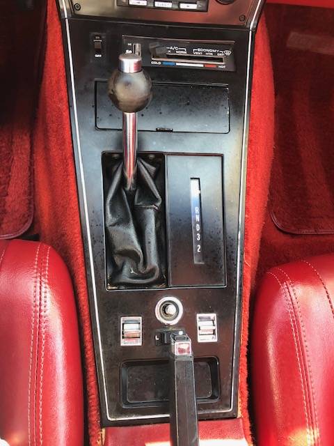Chevrolet-corvette-1982-custom-13