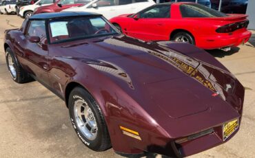 Chevrolet-corvette-1982-custom