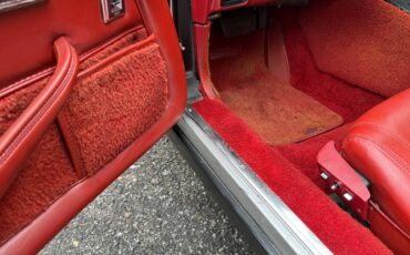 Chevrolet-corvette-1982-silver-15