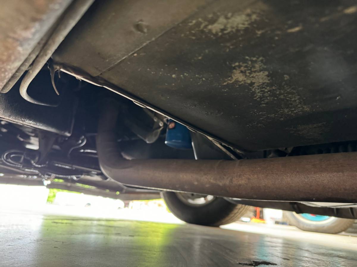 Chevrolet-corvette-1982-silver-8