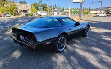 Chevrolet-corvette-1985-black-4