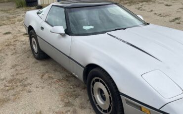 Chevrolet-corvette-1985-silver