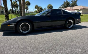 Chevrolet-corvette-1986-black-7