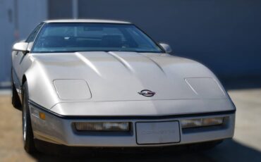 Chevrolet-corvette-1986-brown-4