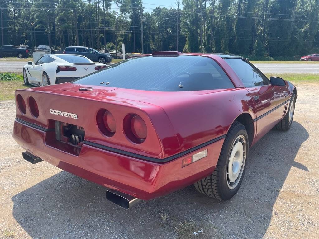 Chevrolet-corvette-1986-red-1