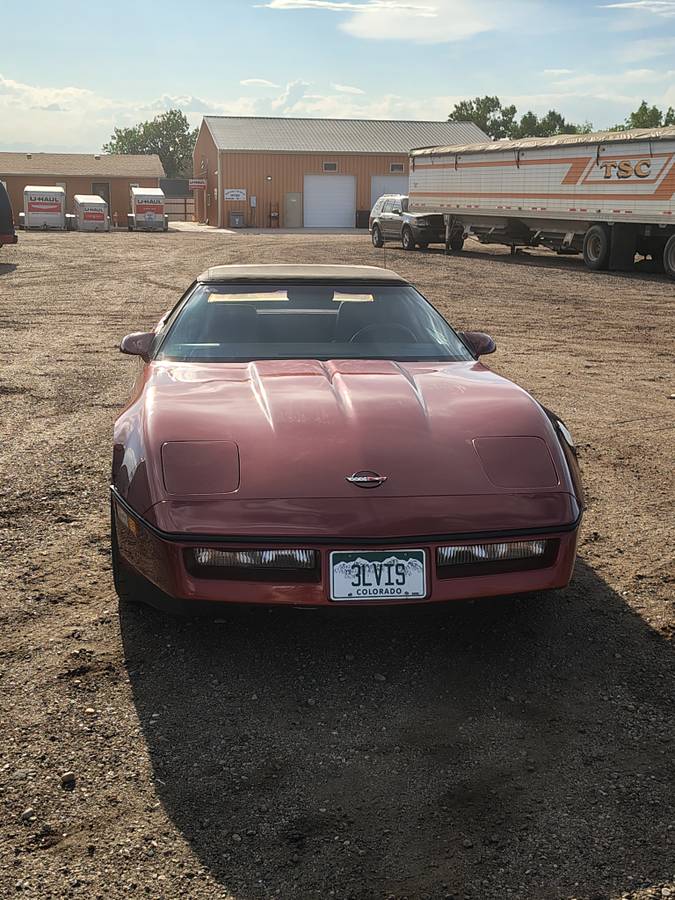 Chevrolet-corvette-1986-red