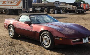 Chevrolet-corvette-1986-red-3