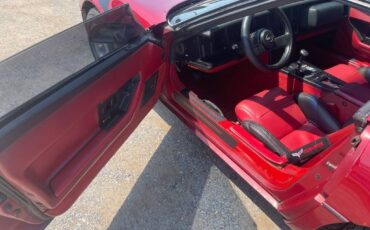 Chevrolet-corvette-1986-red-4