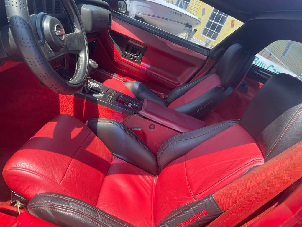 Chevrolet-corvette-1986-red-5