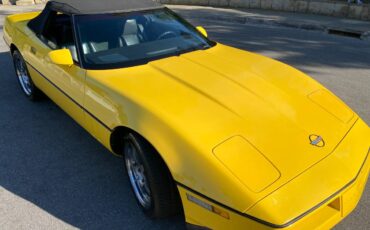 Chevrolet-corvette-1986-yellow-5