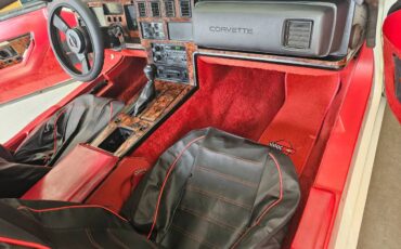 Chevrolet-corvette-1987-white-8