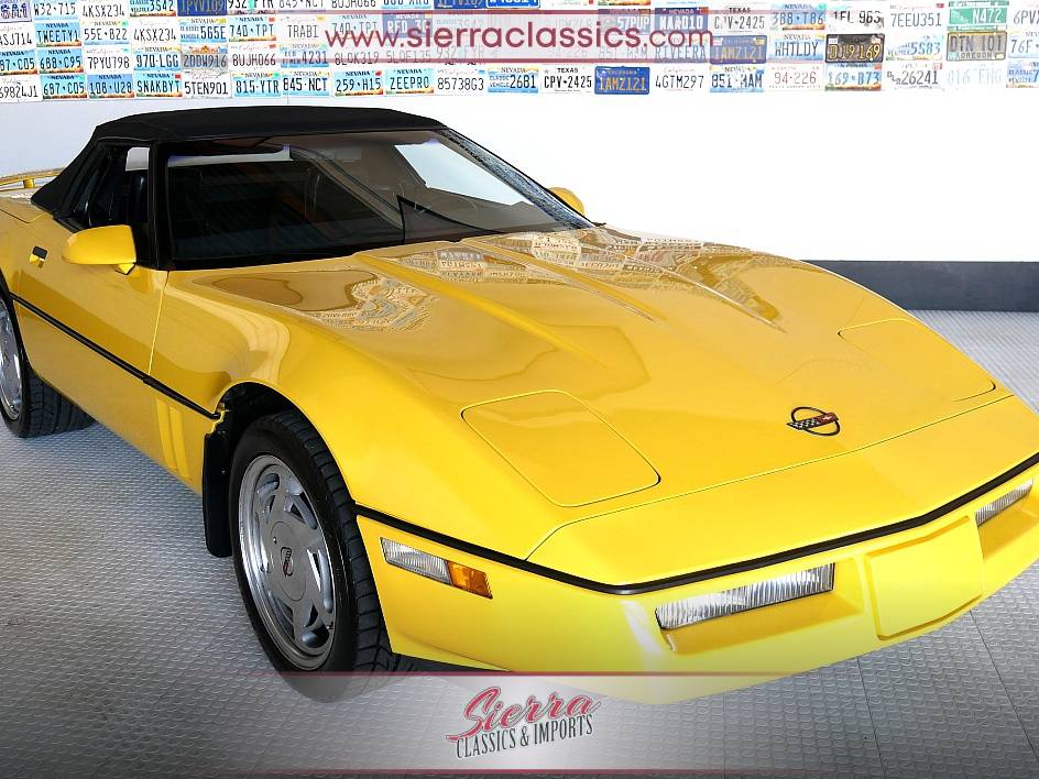 Chevrolet-corvette-1988-1
