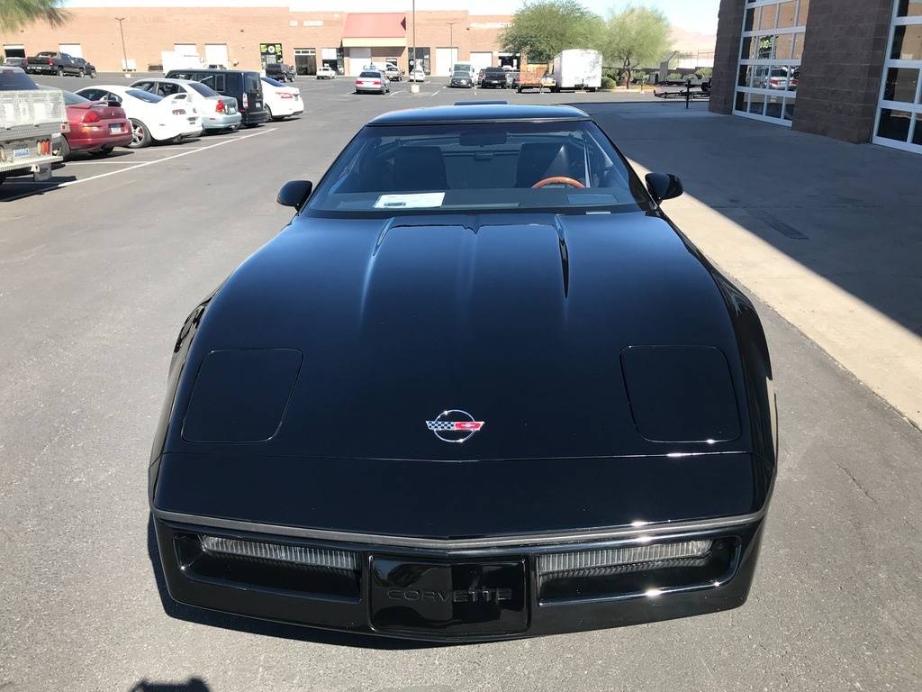 Chevrolet-corvette-1988-black-101
