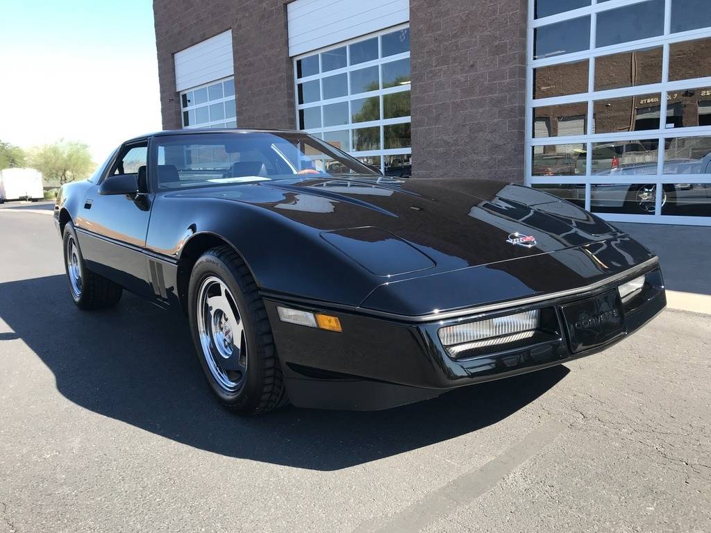 Chevrolet-corvette-1988-black-48