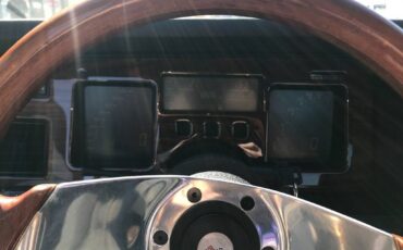 Chevrolet-corvette-1988-black-63