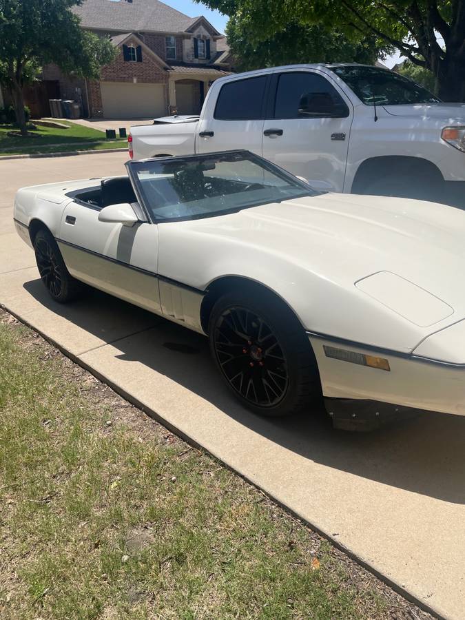 Chevrolet-corvette-1988-white-10