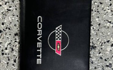 Chevrolet-corvette-1988-white-18