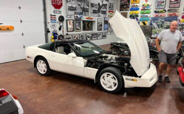 Chevrolet-corvette-1988-white-23