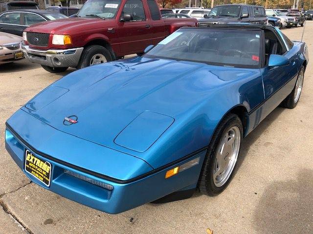 Chevrolet-corvette-1989-blue-1