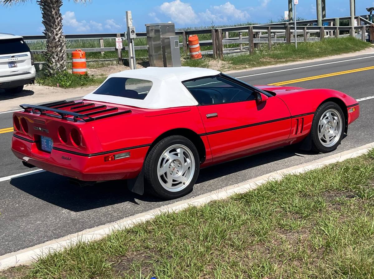 Chevrolet-corvette-1990-red-110