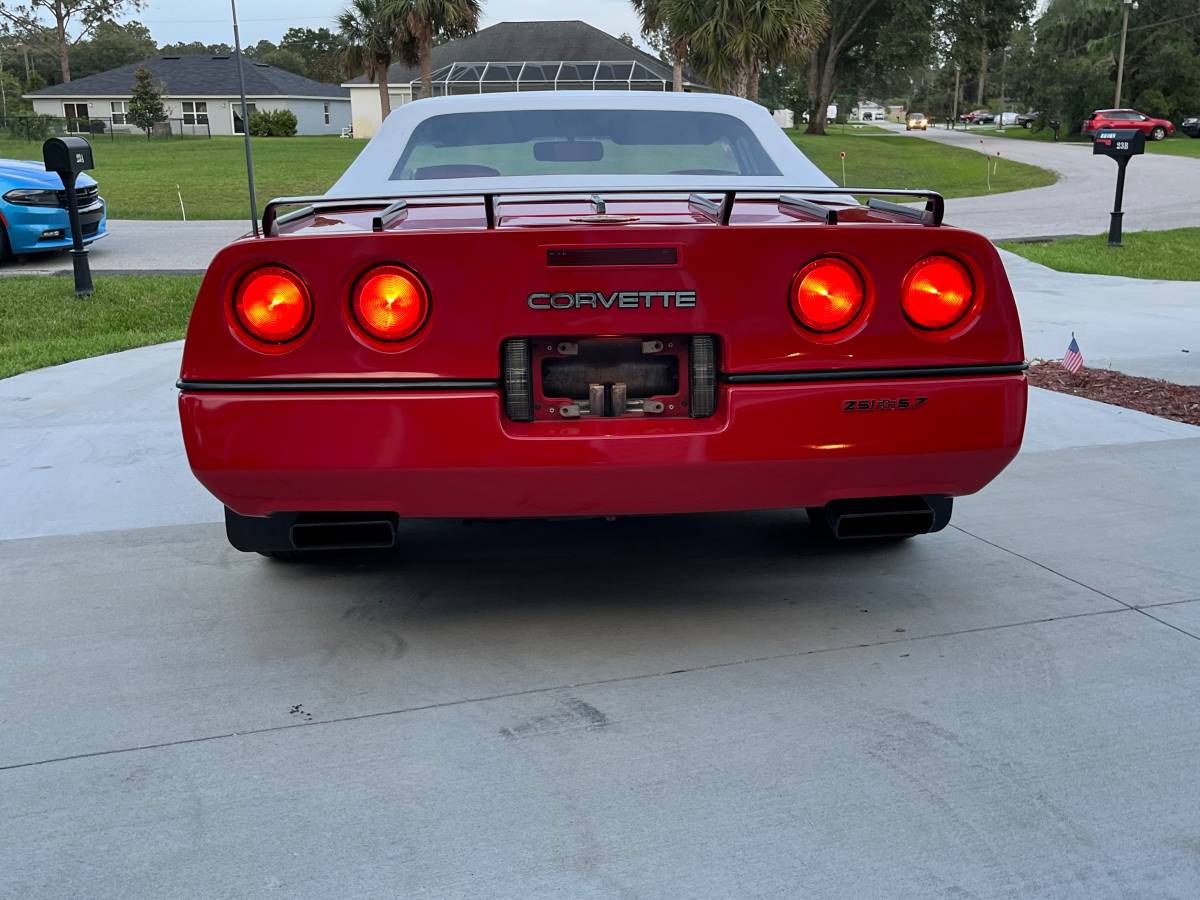 Chevrolet-corvette-1990-red-14
