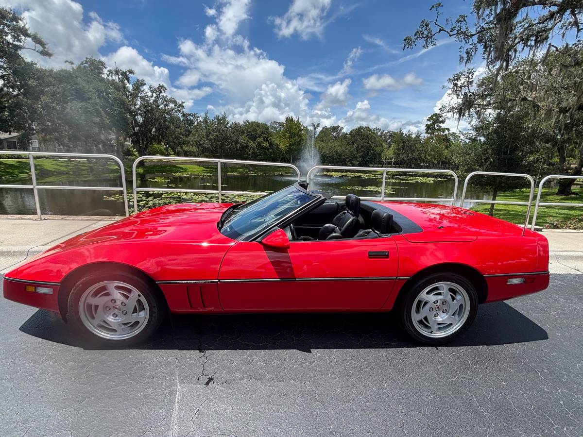 Chevrolet-corvette-1990-red
