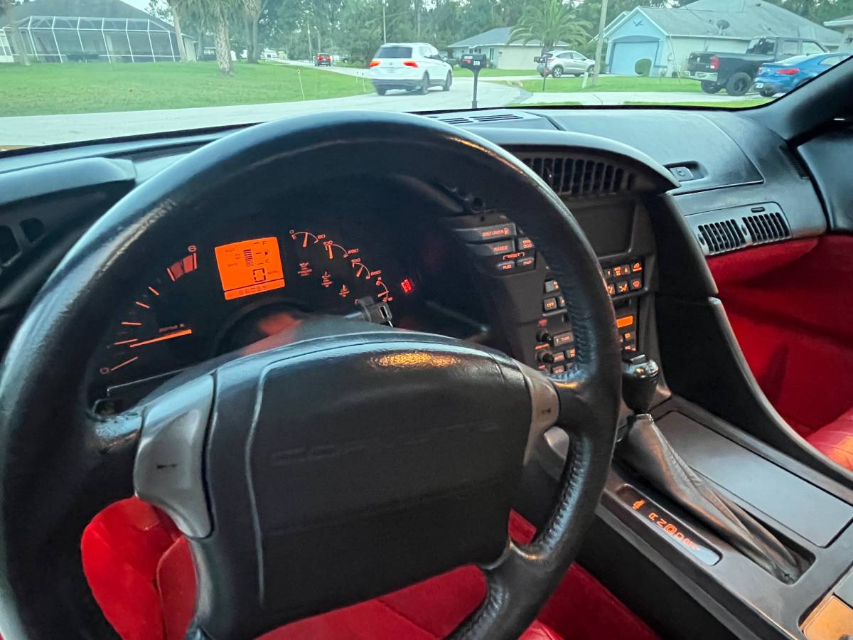 Chevrolet-corvette-1990-red-40