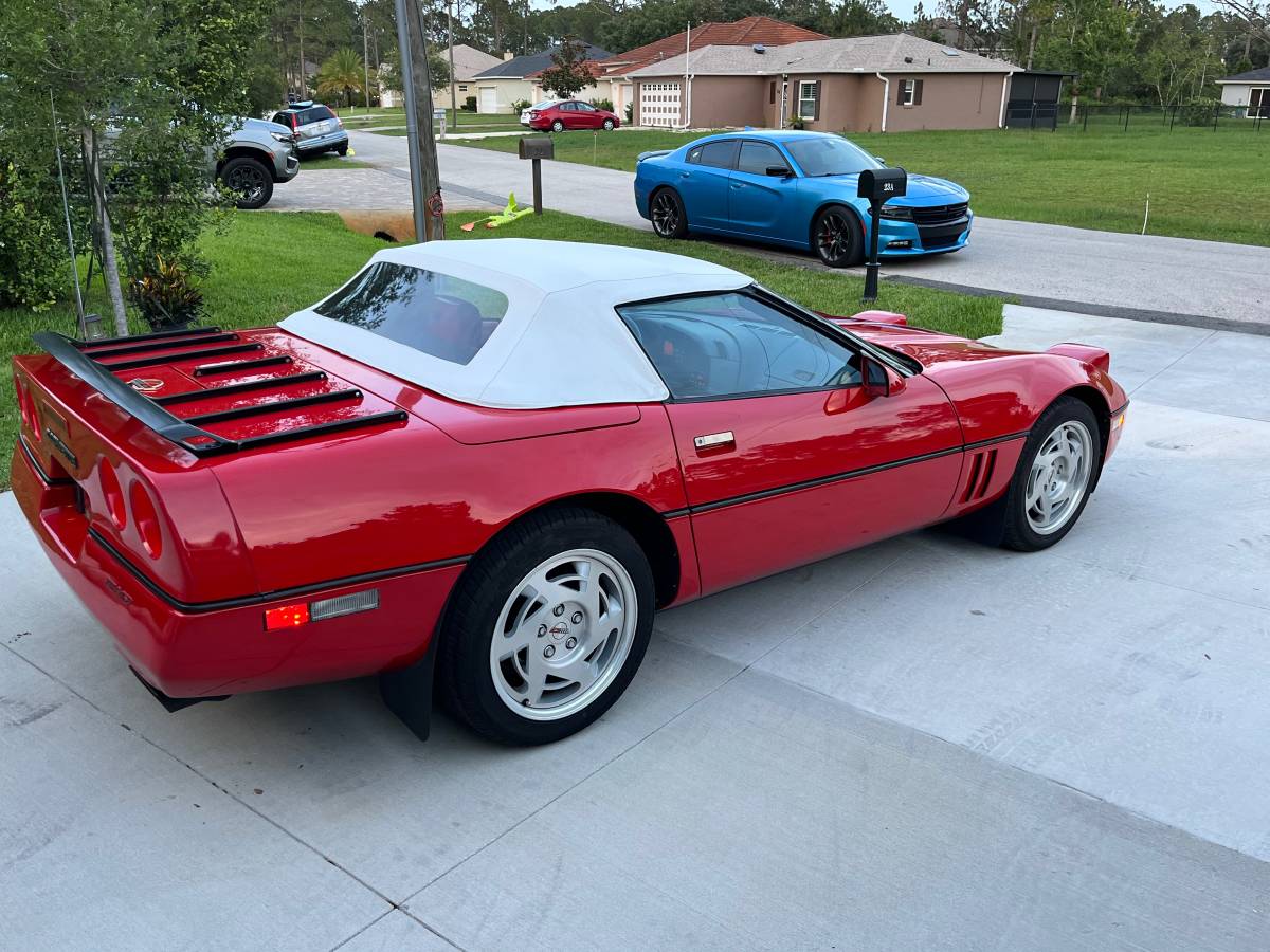 Chevrolet-corvette-1990-red-74