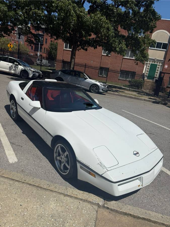 Chevrolet-corvette-1990-white-2
